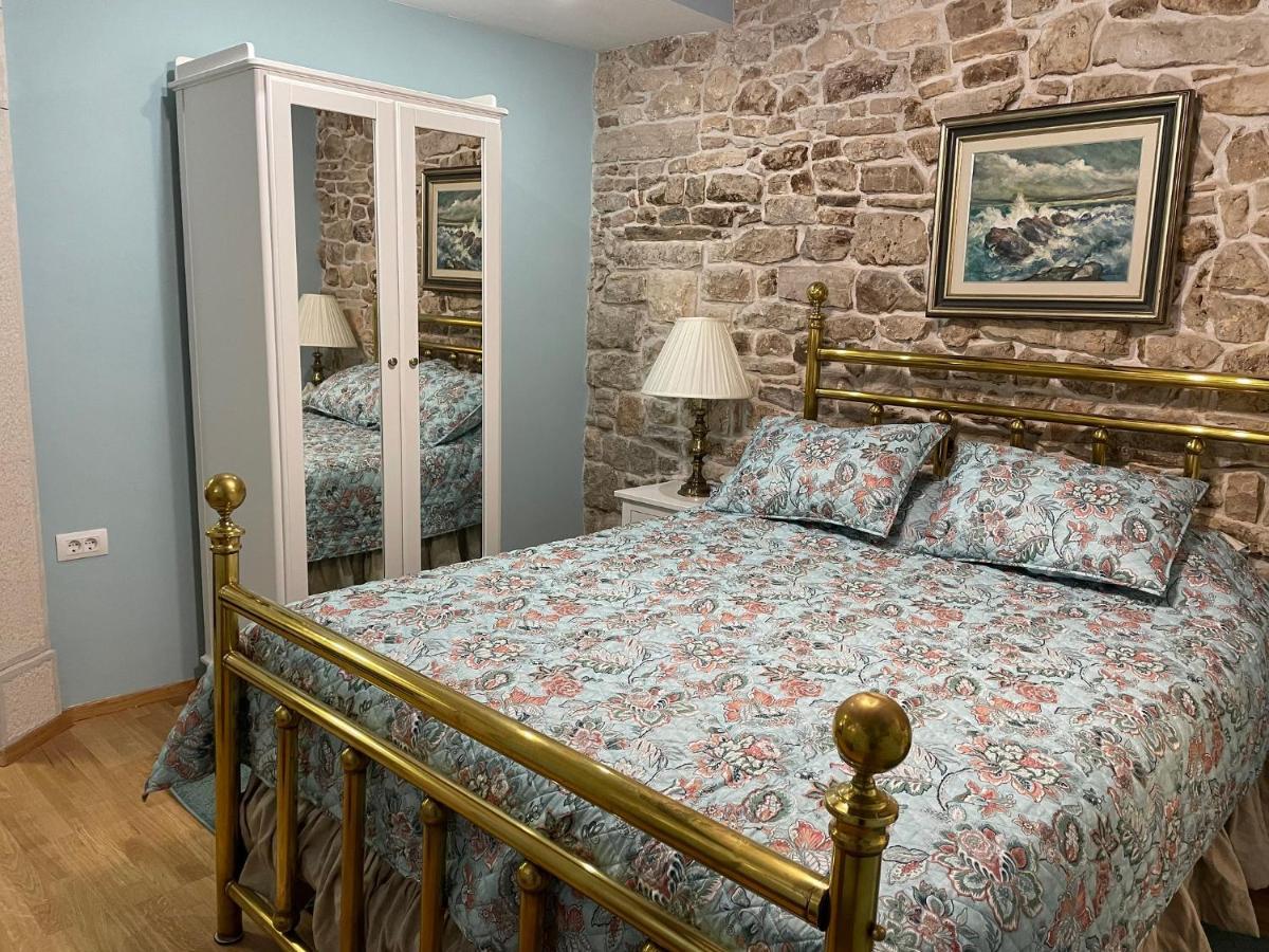 רוביני Studio Apartment Sweet Dreams מראה חיצוני תמונה